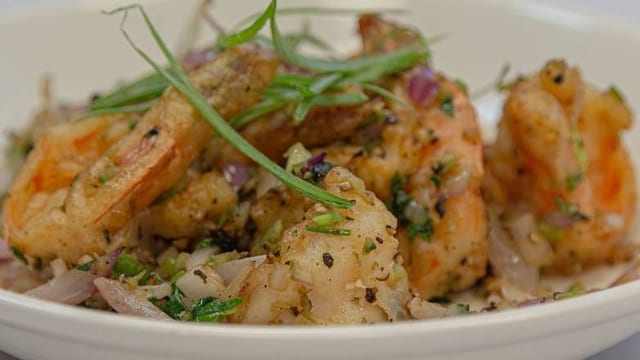 Salt & Pepper Prawns Full.